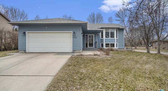 Photo of 1501 S Hillview Rd, Sioux Falls, SD 57110