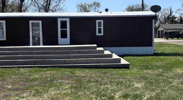 Photo of 602 S 2nd Ave, Woonsocket, SD 57385