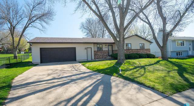 Photo of 4404 S Ash Grove Ave, Sioux Falls, SD 57103