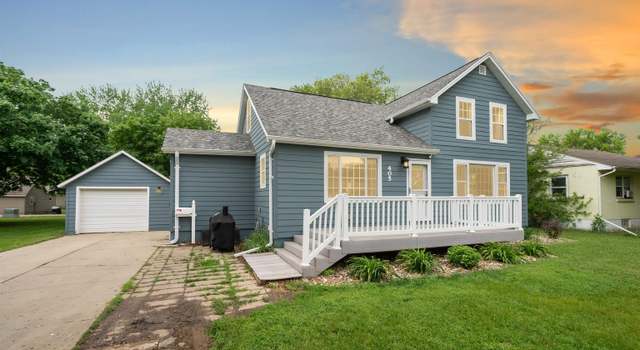 Photo of 405 S 2nd St, Beresford, SD 57004