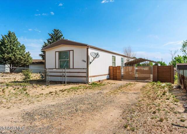 Property at 1300 Palo Verde Dr, Chino Valley, AZ 86323, 2 beds, 2 baths
