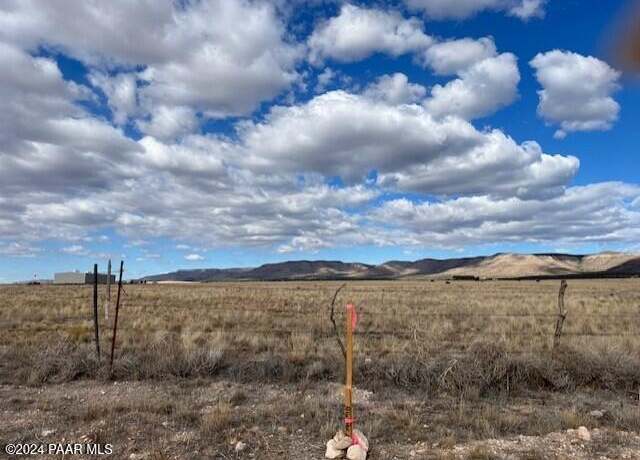 Property at 303-05-153 Parcel J, Paulden, AZ 86334