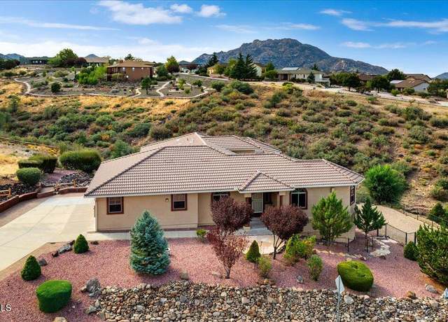Property at 1115 Longview Dr, Prescott, AZ 86305, 3 beds, 2.5 baths