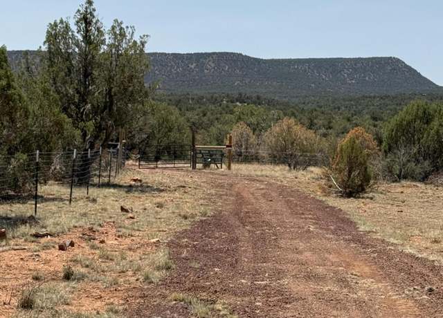 Property at 33395 W Lago Cir, Seligman, AZ 86337