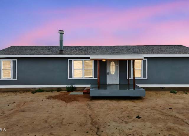 Property at 585 N Old Coach Trl, Dewey-humboldt, AZ 86327, 4 beds, 2 baths