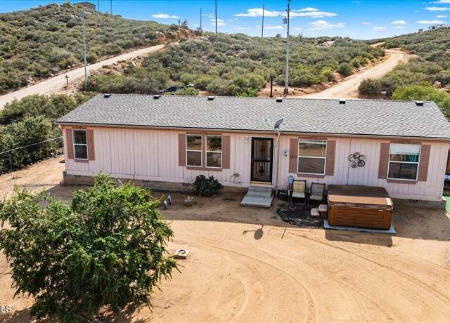 Property at 325 N Old Coach Trl, Dewey-humboldt, AZ 86327, 3 beds, 2 baths