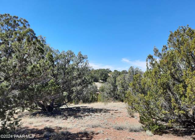 Property at 31395 W Bootis Cir, Seligman, AZ 86337