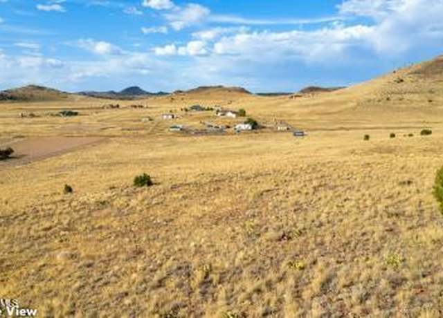 Property at 5695 E Americana Way, Chino Valley, AZ 86323
