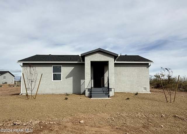 Property at 19996 E Ocotillo Dr, Mayer, AZ 86333, 3 beds, 2 baths