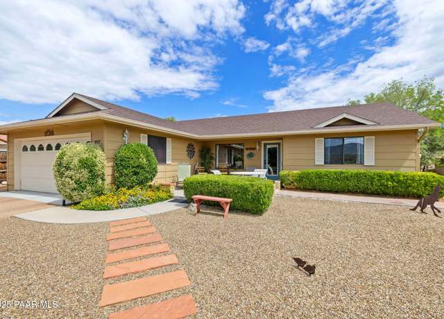 Property at 1077 N Cottonwood Spring Dr, Dewey-humboldt, AZ 86327, 3 beds, 2 baths