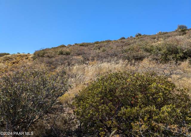 Property at 672 S Grant Woods Pkwy, Dewey-humboldt, AZ 86327