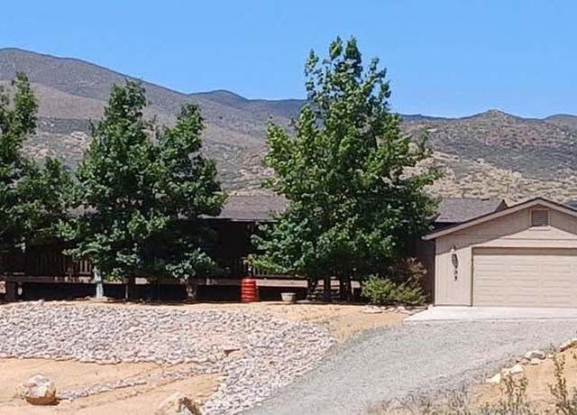 Property at 17985 E Hunters Ln, Dewey-humboldt, AZ 86327, 3 beds, 2 baths