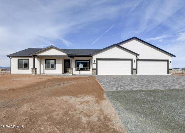 Property at 11616 N Laramie Trail Trl, Prescott Valley, AZ 86315, 4 beds, 3 baths