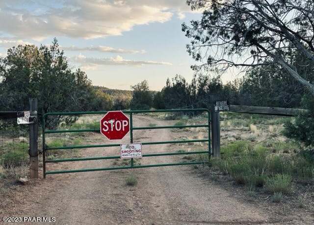 Property at 88ne Stockmans Rd, Ash Fork, AZ 86320