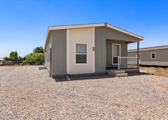 Property at 45 W Hawaii Rd, Paulden, AZ 86334, 3 beds, 2 baths