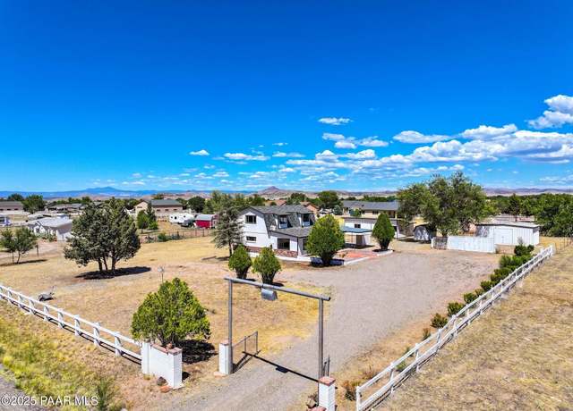 Property at 2375 N Cochise St, Chino Valley, AZ 86323, 3 beds, 2 baths