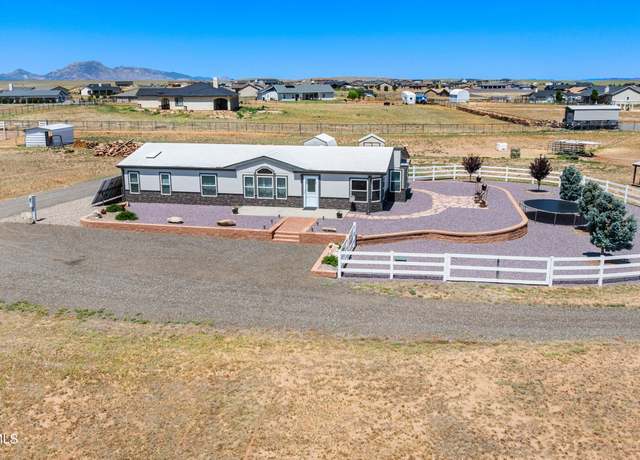 Property at 10450 N Poquito Valley Rd, Prescott Valley, AZ 86315, 3 beds, 2 baths