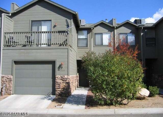 Property at 1135 Hughes St, Prescott, AZ 86305, 3 beds, 2.5 baths