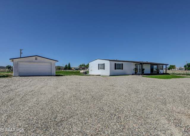 Property at 22420 N Malapai Ridge Rd, Paulden, AZ 86334, 3 beds, 2 baths