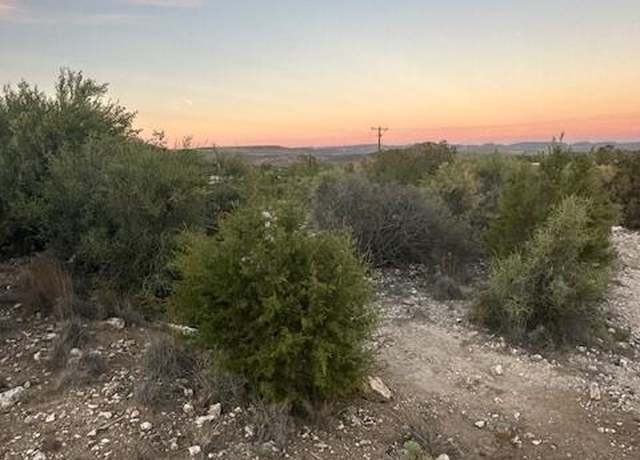 Property at 20567 E Cedar Canyon Dr, Cordes Lakes, AZ 86333