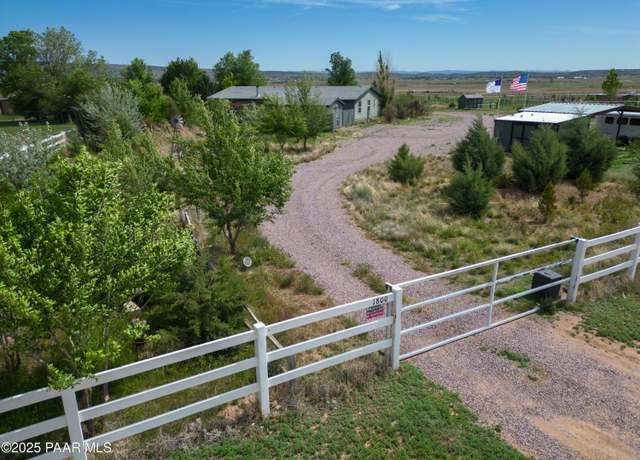 Property at 1800 W Slick Horn Aly, Paulden, AZ 86334, 3 beds, 2 baths