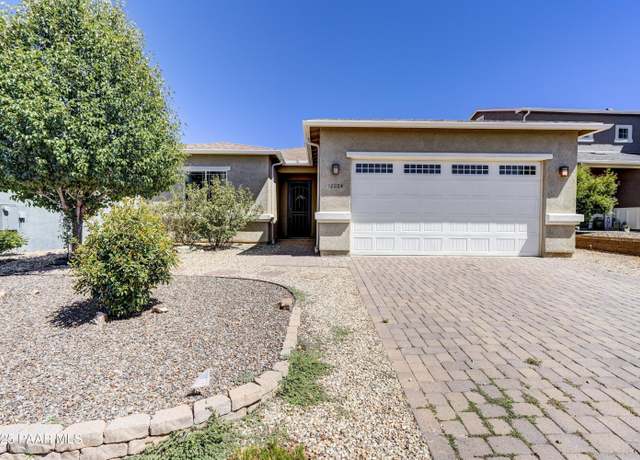 Property at 12984 E Toro St, Dewey-humboldt, AZ 86327, 3 beds, 2 baths