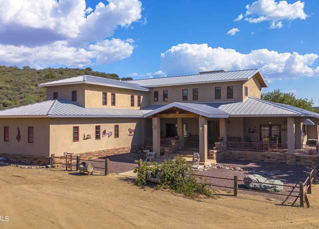 Property at 10595 S State Route 69, Mayer, AZ 86333, 3 beds, 4.5 baths