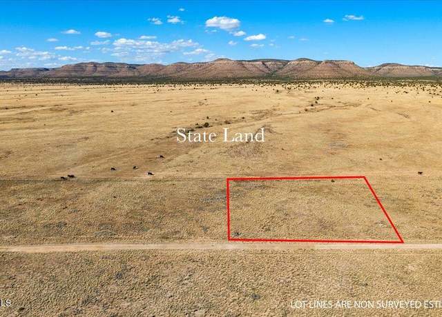 Property at 3378 W Limestone Dr, Paulden, AZ 86334