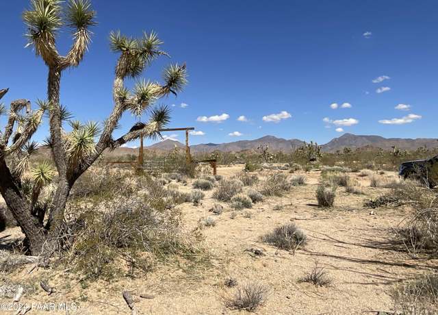 Property at 4122 E Red Cloud Dr, Yucca, AZ 86438
