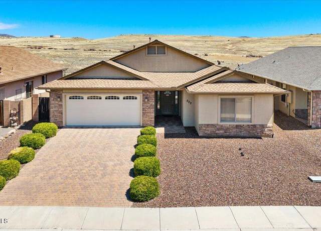 Property at 522 N Magdalena St, Dewey-humboldt, AZ 86327, 3 beds, 2 baths