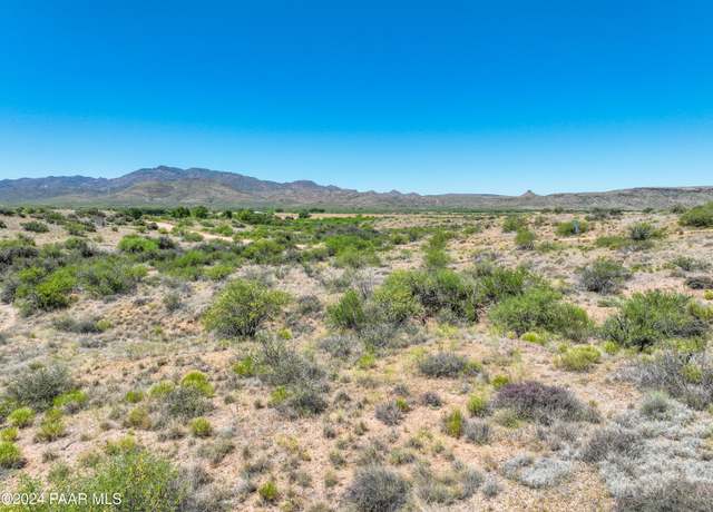 Property at 16135 W Rolling Hills Way, Kirkland, AZ 86332