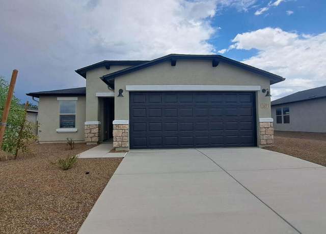 Property at 1107 Helsing Rd, Chino Valley, AZ 86323, 3 beds, 2 baths