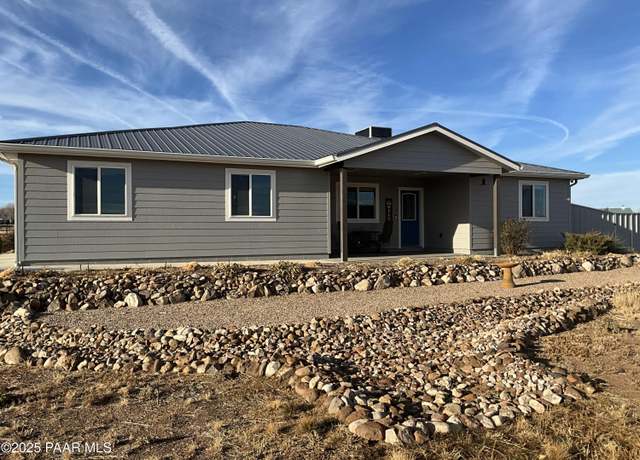 Property at 985 N Grandview, Paulden, AZ 86334, 3 beds, 3 baths