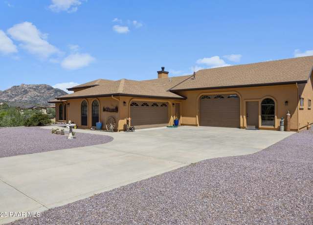 Property at 1093 Fawn Ln, Prescott, AZ 86305, 3 beds, 2.5 baths