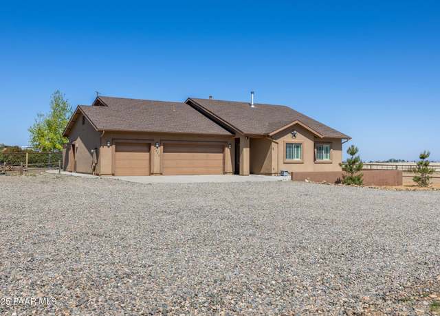 Property at 8950 N Calico Cat Trl, Prescott Valley, AZ 86315, 3 beds, 2 baths