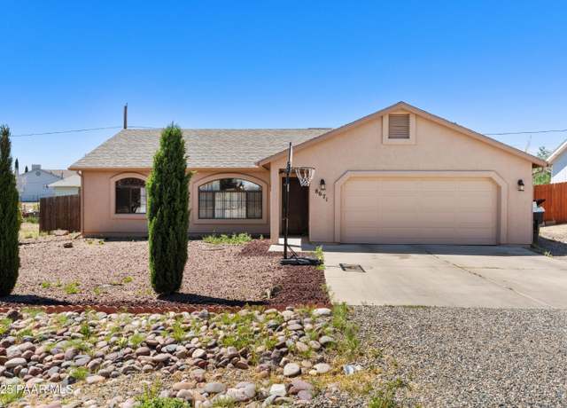 Property at 8671 E Apache Dr, Prescott Valley, AZ 86314, 3 beds, 2 baths