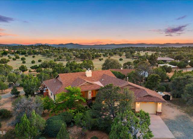 Property at 13492 N Iron Hawk Dr, Prescott, AZ 86305, 3 beds, 2 baths