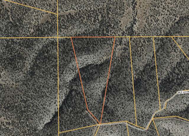Property at 701 W Everwood Trl, Seligman, AZ 86337