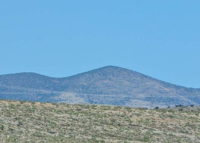 Property at 20850 E Larry Ln, Mayer, AZ 86333