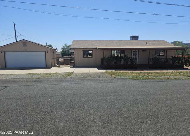 Property at 1427 N Lapis Dr, Prescott, AZ 86301, 3 beds, 2 baths