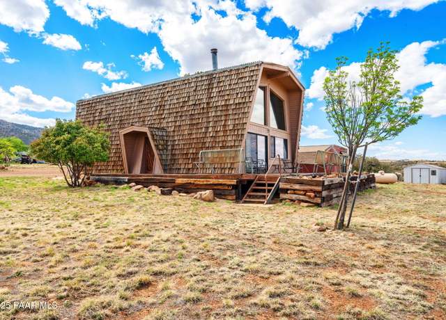 Property at 9590 Newtown Ave, Dewey-humboldt, AZ 86327, 2 beds, 2 baths