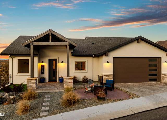 Property at 1232 Jordin Dr, Prescott, AZ 86303, 3 beds, 2.5 baths