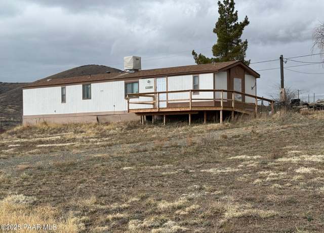 Property at 11100 E Meadow Dr, Mayer, AZ 86333, 2 beds, 2 baths