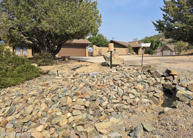 Property at 365 N Coulter Cir, Prescott, AZ 86303, 3 beds, 2.5 baths