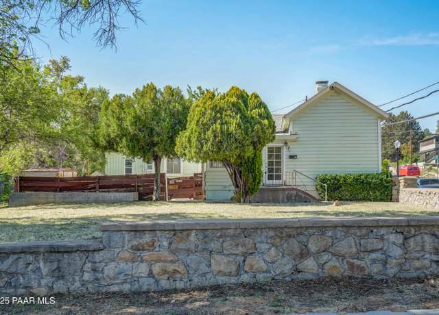 Property at 131 S Summit Ave, Prescott, AZ 86303, 7 beds, 5 baths