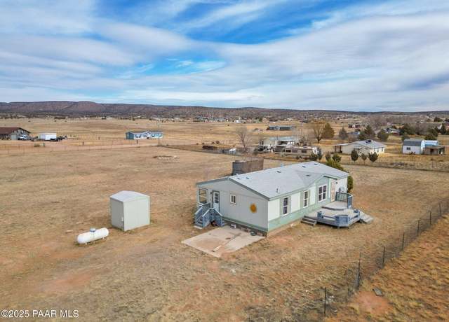Property at 25465 N High Desert Rd, Paulden, AZ 86334, 3 beds, 2 baths
