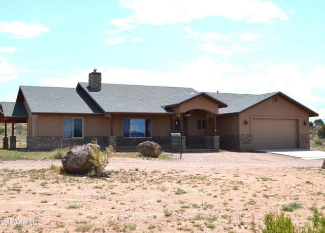 Property at 815 E Paniolo Way, Paulden, AZ 86334, 3 beds, 2 baths