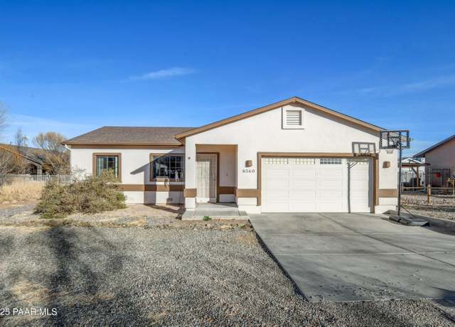 Property at 8560 E Bobcat Trl, Prescott Valley, AZ 86314, 3 beds, 2 baths