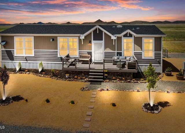 Property at 12960 N Lodestar Rd, Prescott Valley, AZ 86315, 3 beds, 2 baths