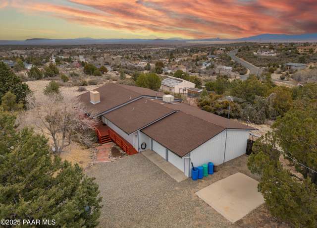 Property at 1735 W Buena Vista Trl, Prescott, AZ 86305, 3 beds, 2 baths